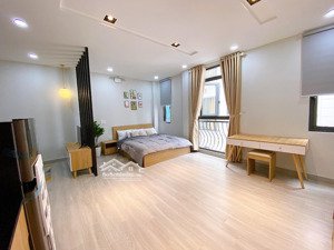 chdv full nội thất tách bếp cực rộng ngay công viên hoàng văn thụ