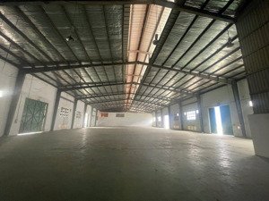 cho thuê kho, nhà xưởng tại đt 747, tân uyên, bình dương, 168 triệu/th, 2600 m2