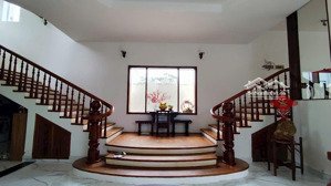 bán biệt thự 260m2, viện quy hoạch nghiên cứu hạt nhân, phường 11, thành phố đà lạt. 