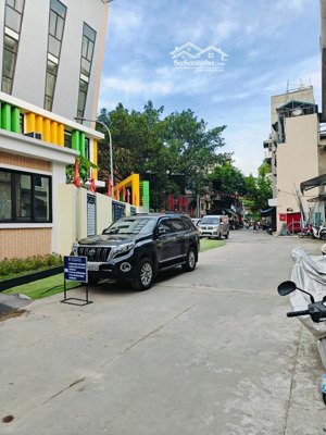 chính chủ gửi bán căn tập thể thấp tầng ở minh khai. hai bà trưng. hn. 90m2 có 3 ngủ 3,85 tỷ có tl