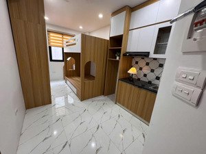 (cực hiếm) phòng giường tầng cao cấp 25m2 mới khai trương tại ngõ 102 pháo đài láng - đống đa