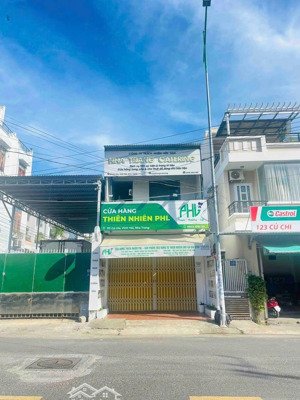 nhà 2 tầng mặt tiền củ chi, cách biển hòn chồng 500m * sẵn dòng thu nhập ok * giá: 8,8 tỷ