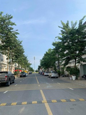 cho thuê nhà phố 1 trệt 2 lầu, biệt thự 1 trệt 1 lầu - khu thăng long home, hiệp phước dn