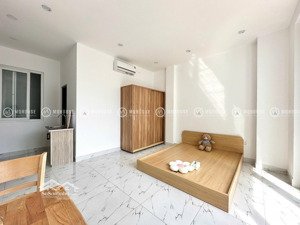 cho thuê căn trọ mới khai trương full nội thất có ban công rộng 30m2 ngay công viên hoàng văn thụ