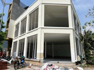 mặt bằng kinh doanh dt 15x14m, góc 2 mặt tiền - gần chợ bình khánh & newcity thủ thiêm an khánh, q2