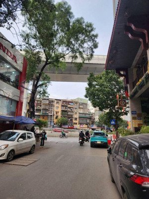 bán nhà mặt ngõ phương liệt thanh trì 70m2; 7tầng, 5 pn; 13,5 tỷ. nhà gần phố phương liệt