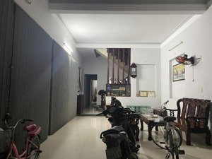cần bán căn góc 1 trệt 1 lầu mặt tiền đường phan bội châu, p. long tâm tp bà rịa, giá 4.6 tỷ tl