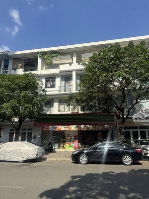 giảm 4 tỷ bán gấp cặp siêu phẩm ngang 10m thu nhập 80 tr/ tháng sát phạm văn đồng, 