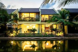 chỉ 300tr booking ngay dãy bt9 biệt thự forestside , vị trí siêu đẹp,lh 