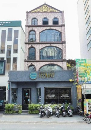 chính chủ gửi cho thuê nhà mặt tiền 119 cộng hoà, p.12, q.tân bình. dt:8x31m. thang máy. 
