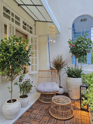 vị trí đắc địa!! mặt phố lương văn can - lô góc - 55m2 -4 tầng - 5m mặt tiền- ôtô tránh - 46.5 tỷ