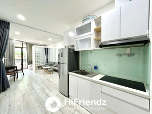 cho thuê căn hộ 1 phòng ngủ bancol siêu thoáng free dịch vụ full nt 45m2 gần chợ an đông quận 5
