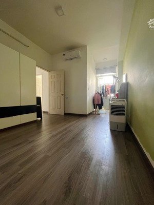 bán căn hộ lê thành block b - full nội thất chỉ cần xách vali vào ở