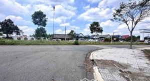 đất nền giá mềm kdc tài lộc 588tr/nền.