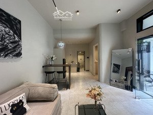 cho thuê siêu phẩm nhà nguyên căn 2pn 80 m2 sân vườn, gần vx dân chủ, hẻm xe hơi, cho kinh doanh