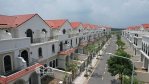 cắt lỗ hơn 200 triệu nhà phố valencia, aqua city, giá chỉ 4.9 tỷ
