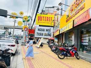 bán tòa nhà mặt tiền võ văn ngân- bình thọ 200m2(7x28) cho thuê 100tr/thg- ngay trường đại học spkt