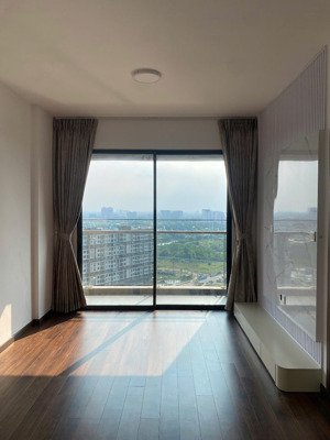 chính chủ cho thuê căn hộ view đẹp - full nội thất mới 100% - chỉ việc xách vali vào ở