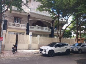 mặt bằng cho thuê r6 thái văn lung vũng tàu