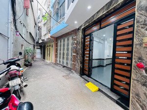 bán toà nhà dòng tiền xuân la 52 5 tầng thang máy vị trí đẹp full nội thất gần ô tô giá 12.9 tỷ