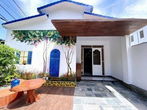 bán góc hai mặt tiền phan chu trinh, phường 2, tp vũng tàu + vị trí kd (dt: 162m2) + giá cực tốt