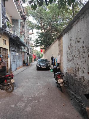 đất phân lô cán bộ, ô tô đỗ cửa, 6m ra ô tô tránh, 60m ra phố bà triệu hà đông.