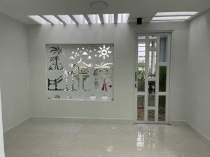 bán nhà đường số 30 kdc an phú hưng ,quận 7, dt 4x18m,hầm, 3,5 tầng