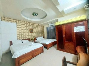 bán gấp nhà 4 tầng khu á châu, phường 2 tp vũng tàu đang kinh doanh . giá 9.3 tỷ . lhyến 