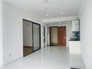 cần bán căn góc, 55m2 1 + 1pn cạnh giếng trời, view hồ sinh thái, đã có sổ hồng, giá chỉ 3 tỷ 1 tl
