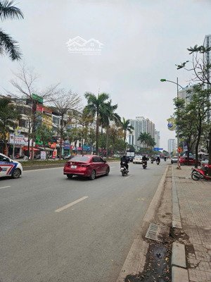 mặt phố đường đôi - kđt văn phú - kinh doanh khét lẹt - giá hơn 200 triệu/m2