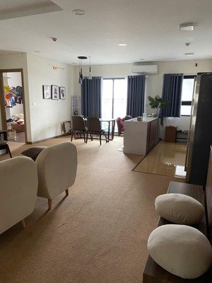 cho thuê căn hộ 3 phòng ngủ + 2 vệ sinh chung cư viễn đông star giáp nhị, hoàng mai