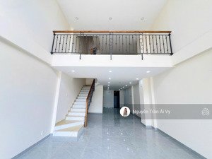 shophouse song hành lakeview city 100m2 5 tầng có thang máy, nhà mới giá chỉ 40tr, tổng 350m2 sàn.