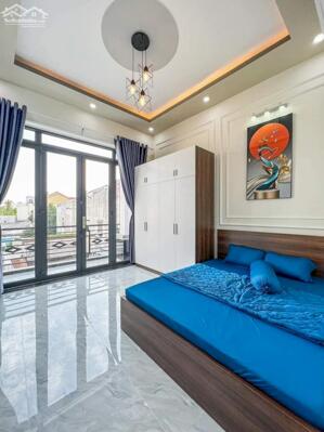 bán gấp căn nhà 1 trệt lầu, diên tích 42,5m2, giá bán 2 tỷ 199