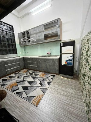 cho thuê phòng trọ 20m2 tại cách mạng tháng tám, 4,7 triệu, 1pn, 1wc, nhiều tiện ích