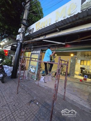 cho thuê mặt bằng 8 x10m , kinh doanh nhiều nghành nghề , mặt tiền dương đình hội