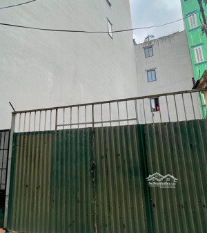 cần bán đất đường ngô thì sỹ, hà đông 60m2 giá chưa đến 12 tỷ.