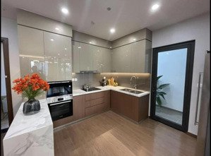 cho thuê căn hộ mini đường phúc diễn 36m thiết kế 1 phòng ngủ 1 vệ sinh đầy đủ đồ điện nước giá dân