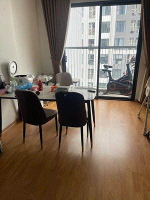 cho thuê gấp căn hộ chung cư 71m2 2pn full nội thất, 10,5tr tại rose town 79 ngọc hồi, hoàng mai