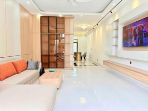 bán nhà 3 tầng kđt mỹ gia đường thông full nội thất cao cấp mới 100% có thang máy chỉ 7tỷ750