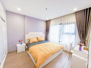bán căn 3 ngủ hướng nam tại park hill times city giá chỉ 8,9 tỷ , đủ đồ đẹp. lh: 