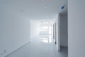 chính chủ cho thuê căn hộ 84m2 2pn 2wc conic boulevard. nhà mới 100%. giá 6,5tr/tháng
