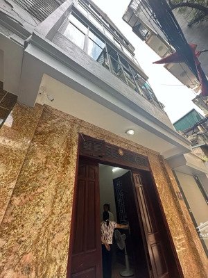 bán nhà yên hòa- cầu giấy- tài chính nhỉnh 15 tỷ- mặt tiền rộng 7,3m- nhà dân xây 3 tầng chắc chắn