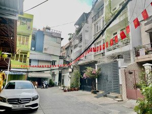 bán nhà quận phú nhuận, 2 mặt tiền hẻm ô tô đường phan đình phùng, 108m2, giá bán 15 tỷ tl