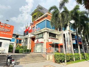 cần bán gấp 18,2 tỷ căn nhà phố liền kề. khu bt galleria nằm trên đường nguyễn hữu thọ, nb