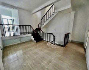 chính chủ cần bán nhà 3 tầng đường thanh lương 22, khu đô thị sinh thái hoà xuân