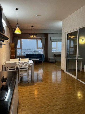 cần bán gấp căn hộ flora anh đào, 55m2 1+1pn full nội thất như hình, giá chỉ 2 tỷ 750 bớt lộc