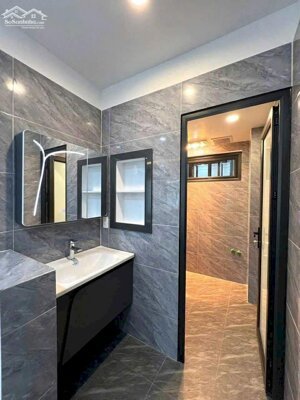 Cực hiếm nhà 4 tầng đẹp như mơ, 50m²ngay vườn hoa TĐC Xi Măng, Sở Dầu Hồng Bàng