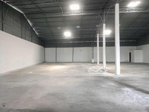 kho xưởng mới 500m2, 35 triệu/th mặt tiền đường nguyễn duy trinh, thủ đức