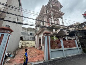 siêu phẩm hoàng ngọc phách 150m² phân lô 2 ô tô tránh xây tòa nhà vp đẳng cấp, giá chỉ 39.99 tỷ