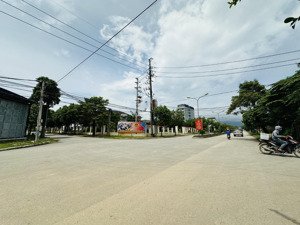 cc bán 200m2 tđc bắc phú cát, gần đường đôi, sát phú cát city, vị trí trung tâm hòa lạc